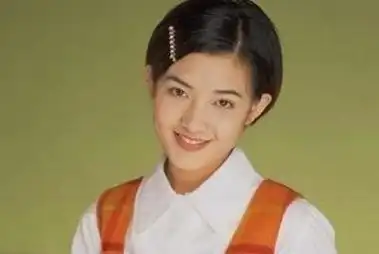 那个打舌钉,剃寸头,称"子宫可以不要"的范晓萱,如今后悔吗?