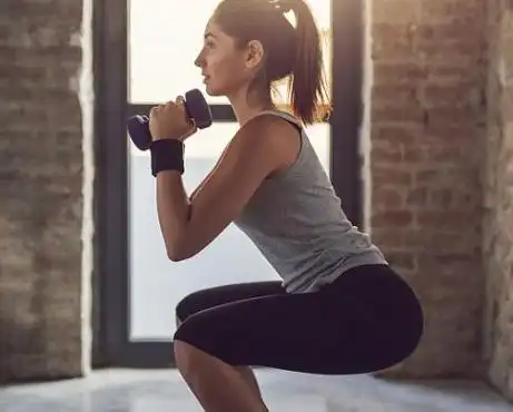 健身多久体型发生变化女生健身三个月的变化