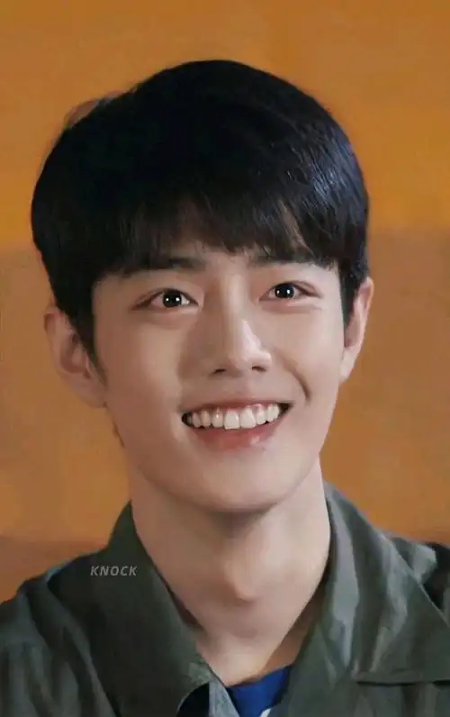 肖战笑容杀!娱乐圈最治愈的笑容!太喜欢了!