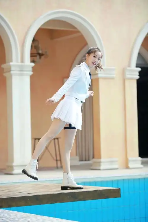 创造营2020学员姜贞羽独家写真照