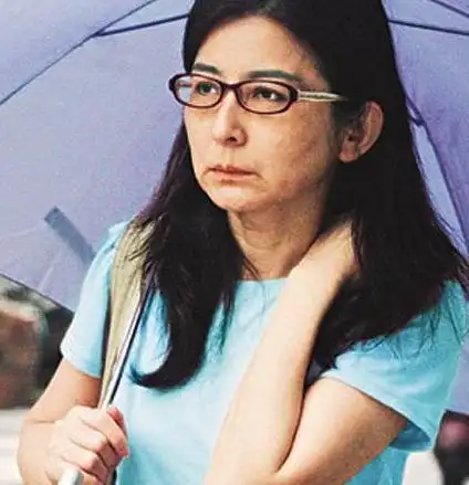 图记者对陈淑桦的采访昔日女神面对提问表情呆滞