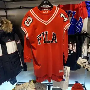 fila 斐乐潮牌女款连衣裙 2020冬休闲针织裙装两件套 t11w042206f