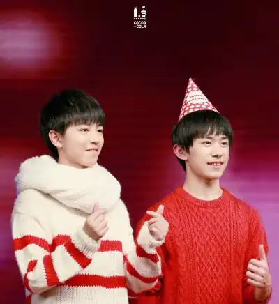 tfboys易烊千玺 王俊凯 151128 易烊千玺的浪漫玫瑰园 高清 cr.