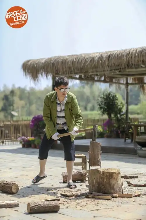 向往的生活黄磊做熏鱼吃哭戚薇