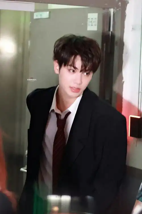 lv大秀g社生图#黄明昊生图合集胶原蛋白满满的元气justin