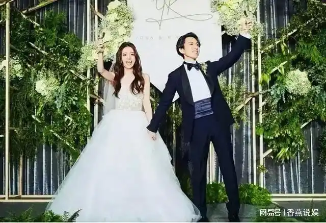 邓紫棋的心酸情史苦等林宥嘉9年等来一首说谎出歌内涵华晨宇