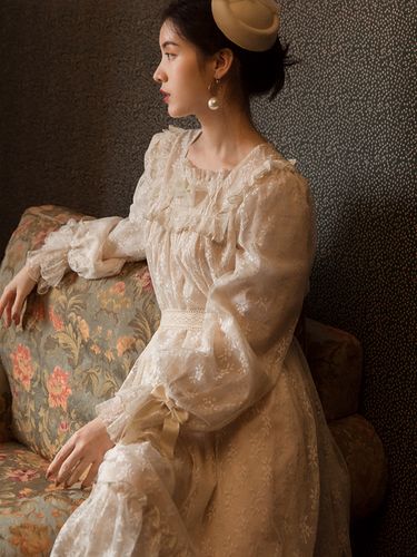 春秋秋季女装法式别致设计小众宫廷复古古风连衣裙