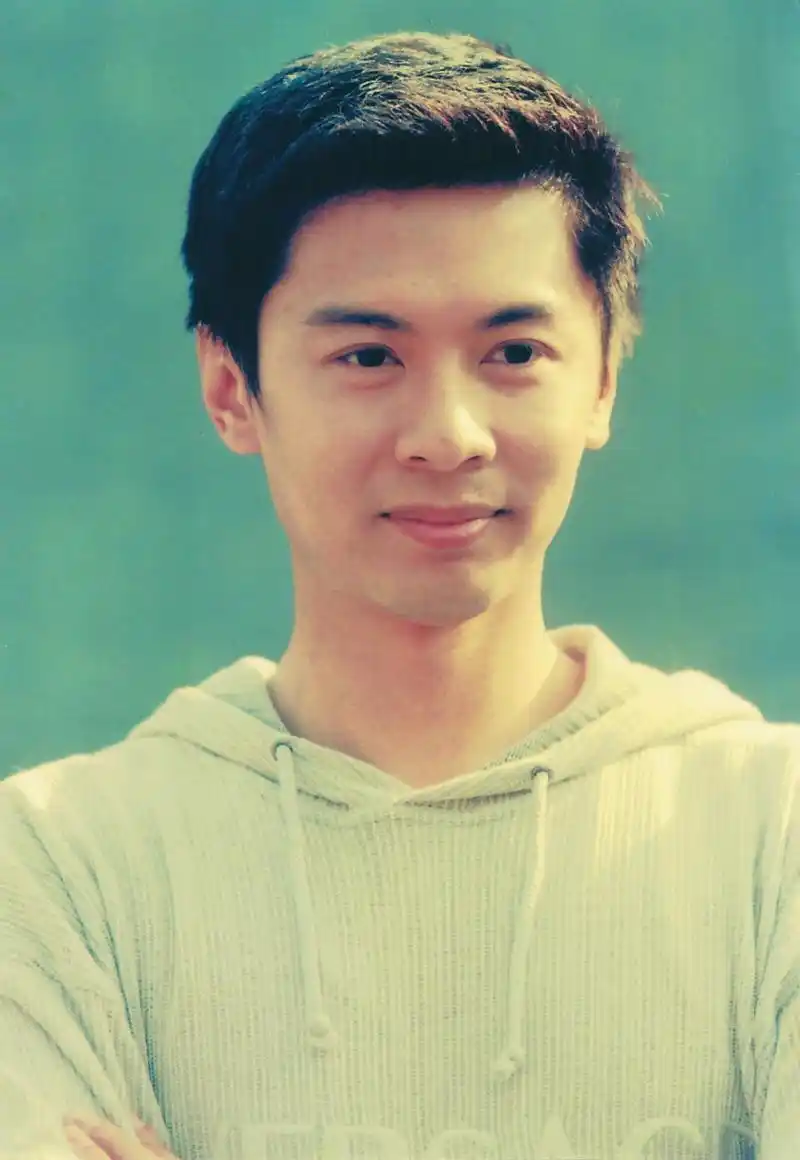 p data-id="gnt9xhkfrp">何宝生,1967年11月15日出生于中国 a target