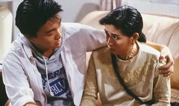 在这篇文章中,我们将聚焦于罗慧娟和周星驰的爱情故事,并探究他们之间