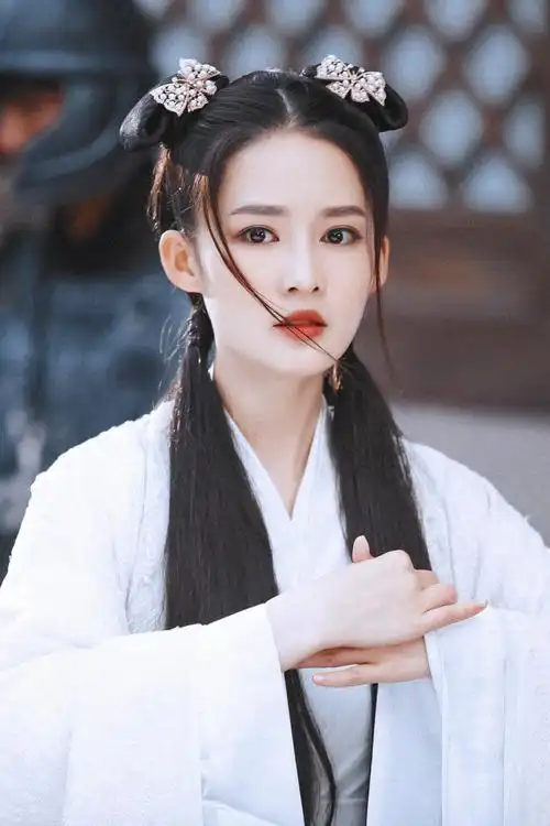 狼殿下李沁马摘星