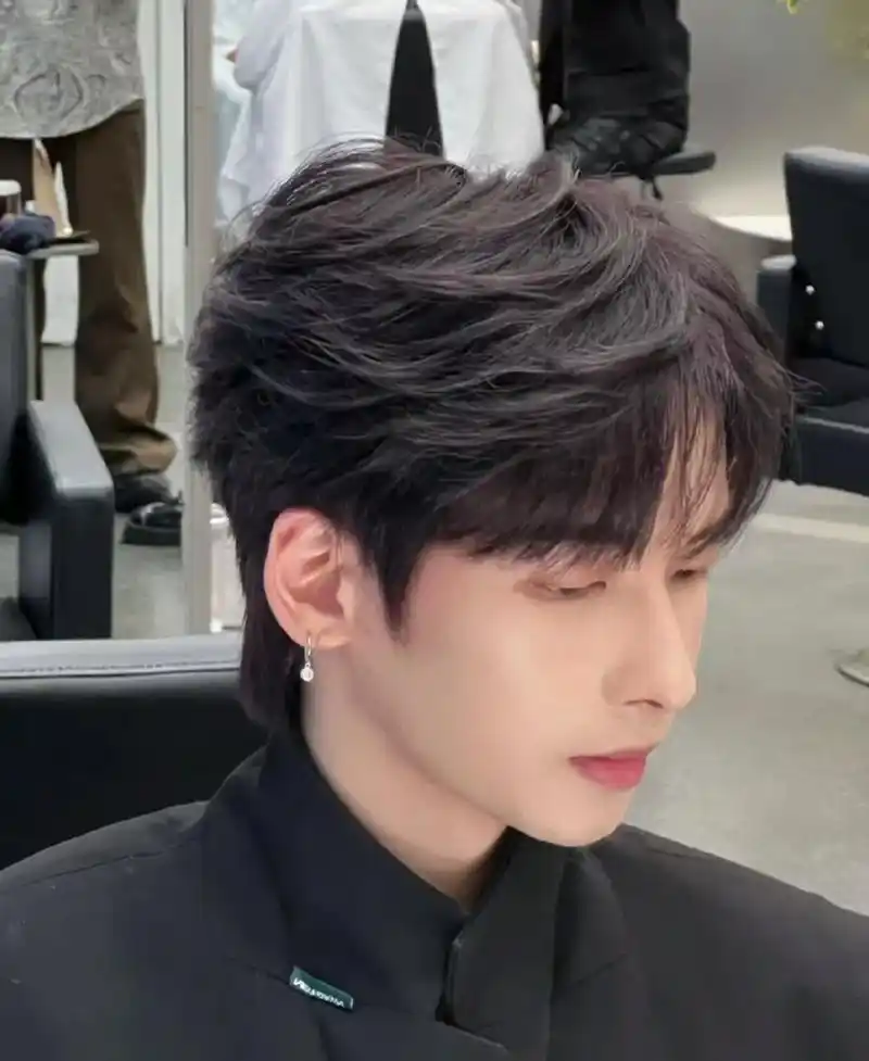 韩系微分碎盖.干净简约这个韩系微分发型帅到心巴里了这个发型 - 抖音