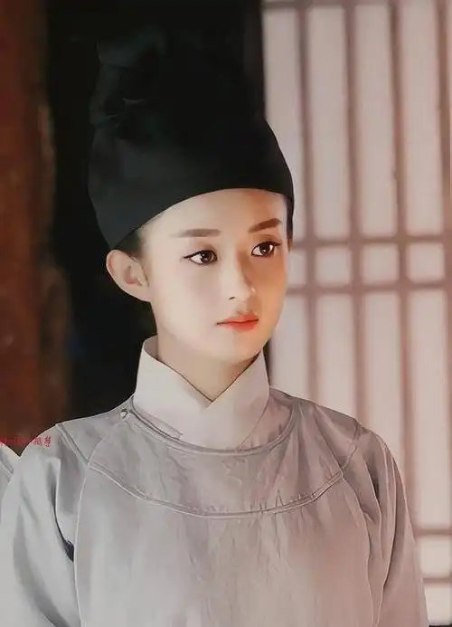 剧中令人惊叹的女扮男装热巴赵丽颖没什么看到她雌雄莫辨