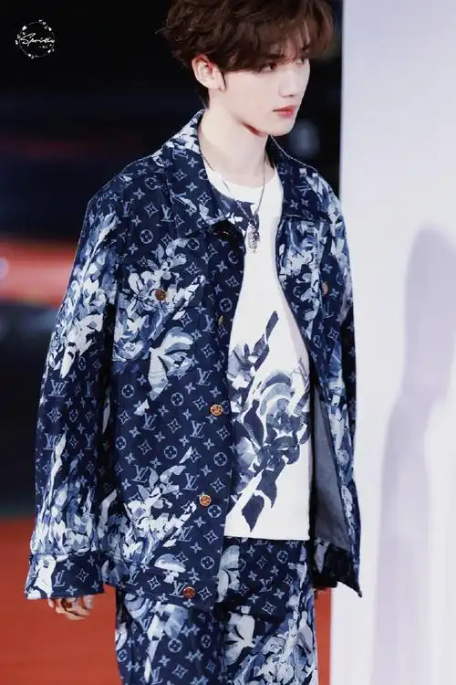 丁程鑫elle风尚大典