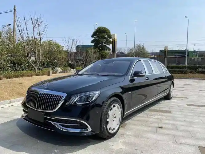 奔驰迈巴赫s600报价(奔驰迈巴赫s600报价多少钱一辆)