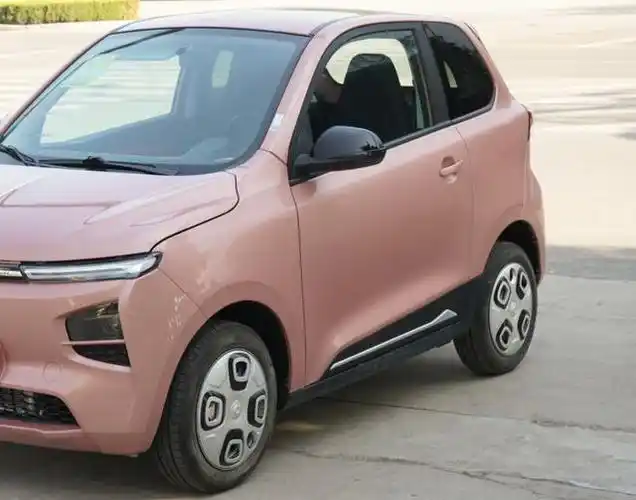 也是朋克汽车"美多啦"家族三款小型多功能电动乘用车的第一款车