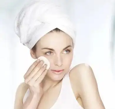 洗面奶洗脸有什么注意事项 用洗面奶洗脸的正确方法