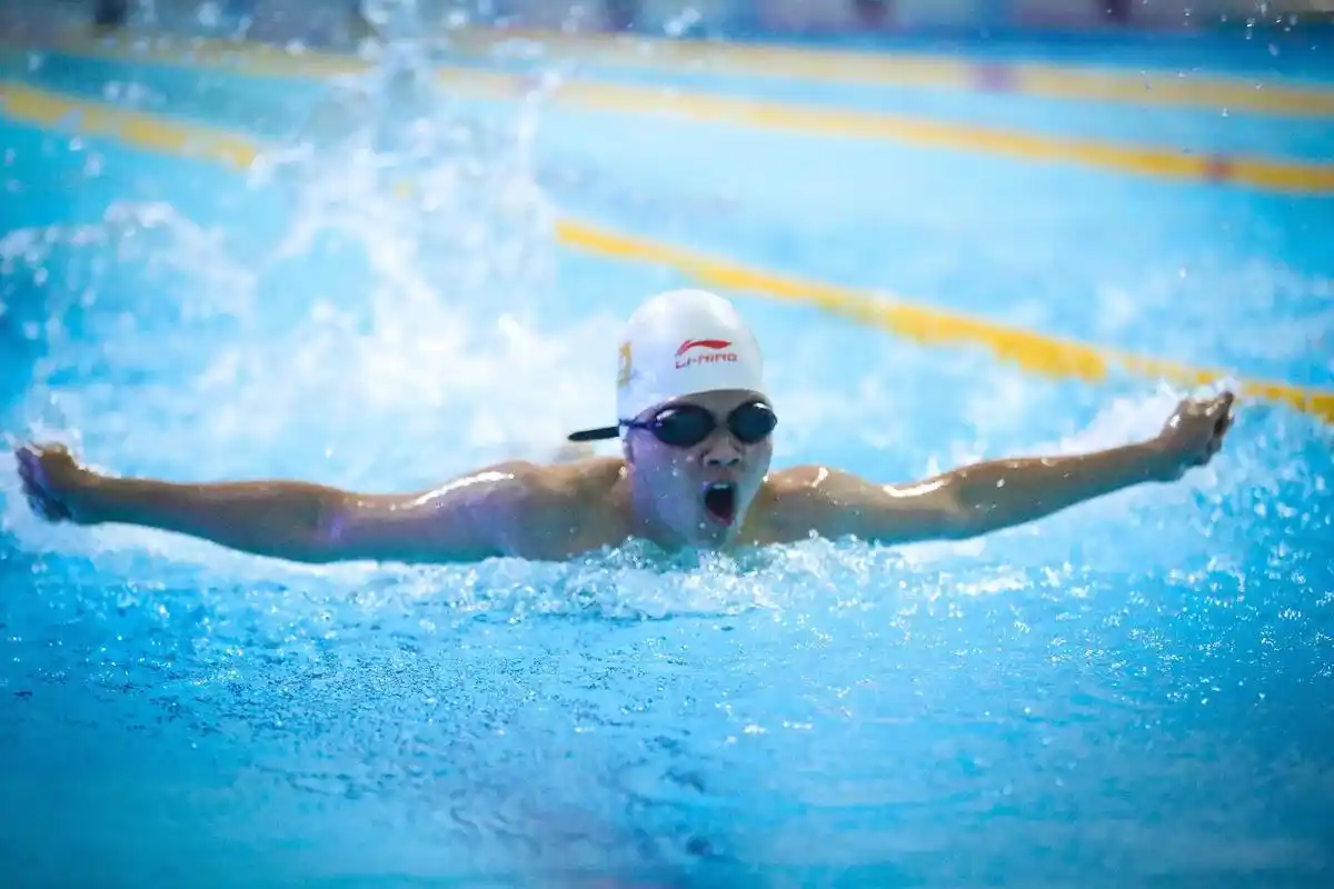 抖音图文来了 2021南山区青少年游泳锦标赛#体育摄影师  - 抖音