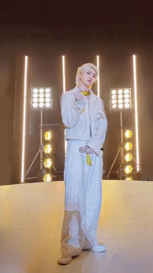 蔡徐坤新歌afterglow#蔡徐坤#afterglow-蔡徐坤# cxk#蔡徐坤