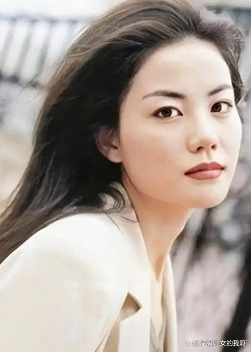 看到王菲的消费方式,才懂为何至今无人敢娶,是真的娶不起