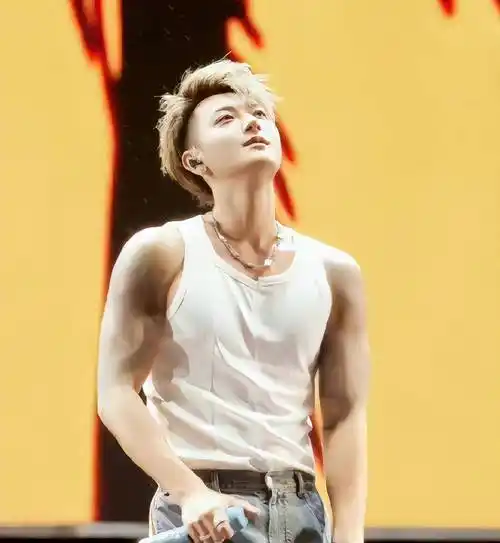 鹿晗_黄子韬_徐艺洋