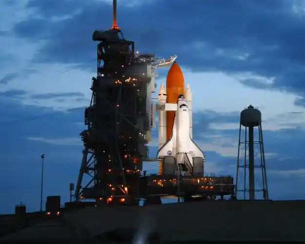 亚特兰蒂斯号航天飞机发射壁纸