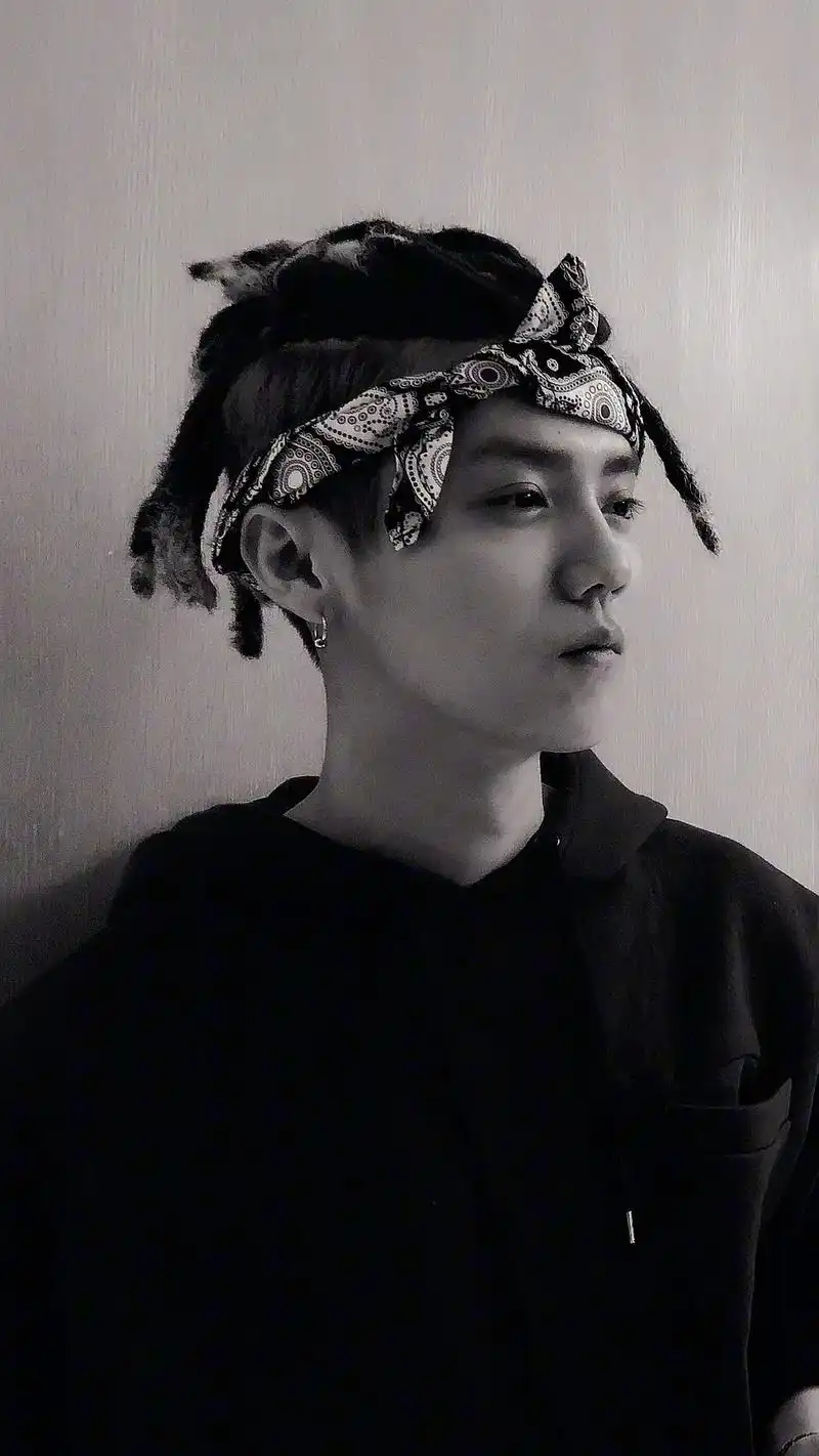 男星脏辫造型:王俊凯雅痞易烊千玺精神,都不如他反差动人