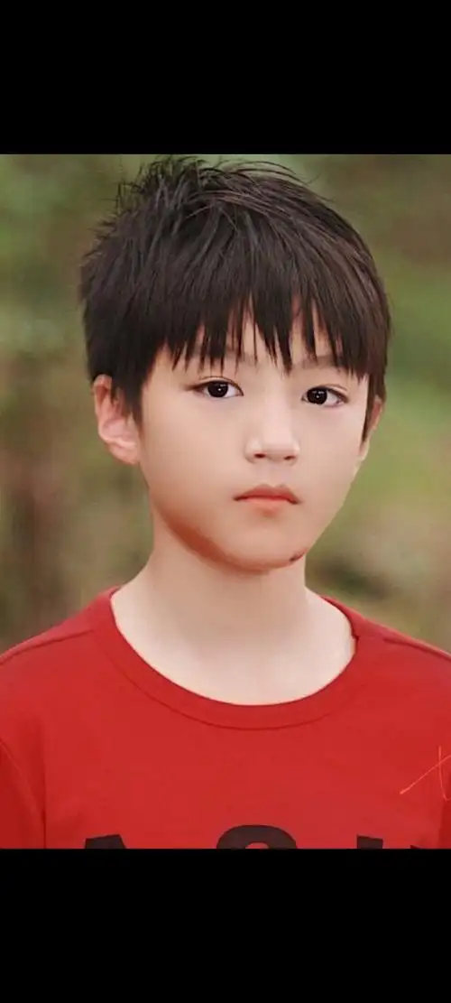 十年的纪录片创作灵感是从王俊凯自己身上的得到的