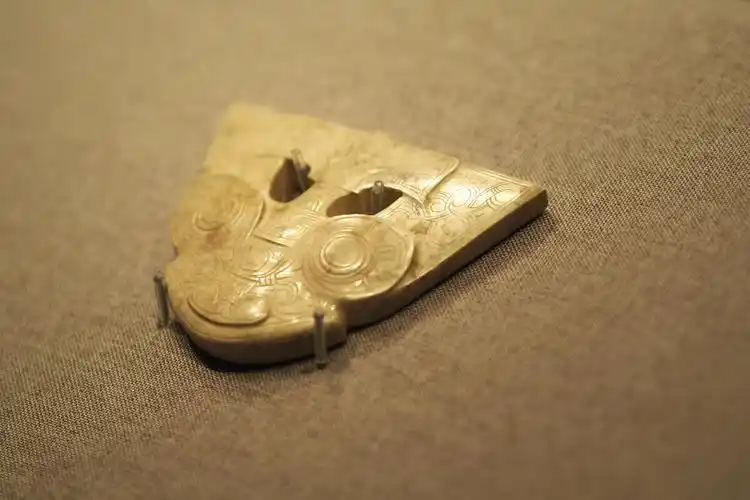 新石器时代良渚文化玉牌饰浙江省博物馆藏