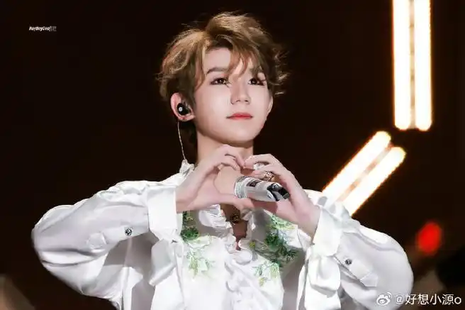 王源23岁且放青山远##王源1108二十三岁生日快乐