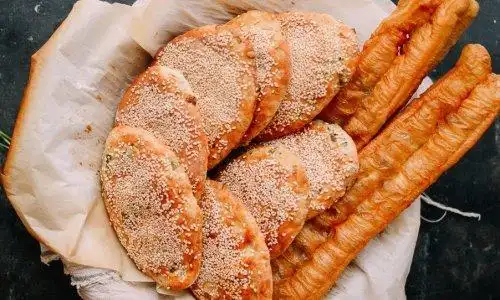 正宗的老上海油酥大饼 | 烤出来的金黄酥脆的做法