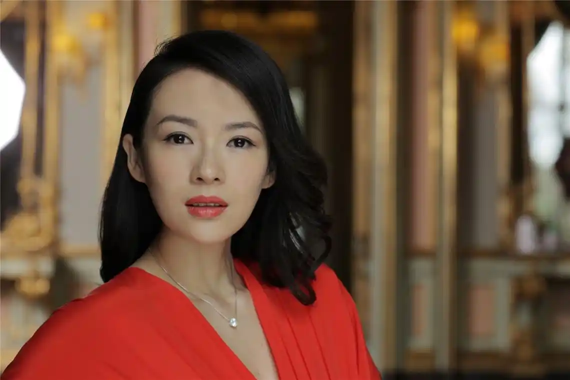 章子怡意大利大片曝光秀美腿_娱情速递_温州网