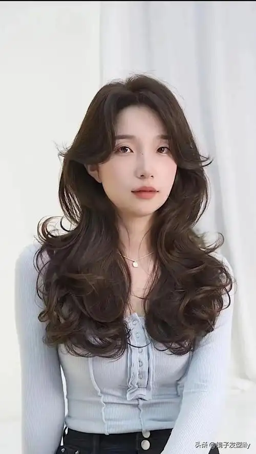 今年最流行中长发女,最美女发17款不分长和短_犇涌向乾