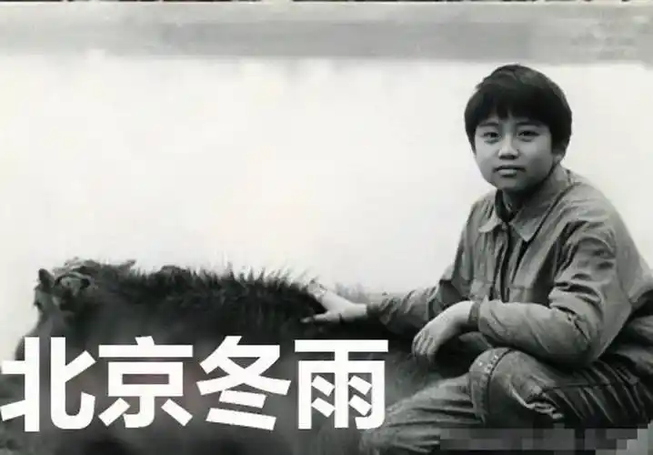 原创邓超童年照曝光五官精致呆萌可爱明星范十足真正的从小帅到大