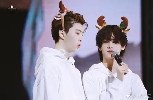 皇权富贵天生一对