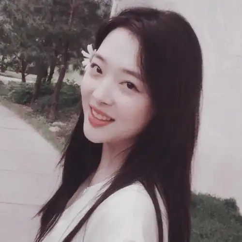 女爱豆头像,崔雪莉头像,原截连殷,二传注明姜鸠崔雪莉