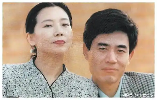 张家院凸赜胶捎一种爱情叫张家杂牍赜胶,从年少贫穷到相伴近30年