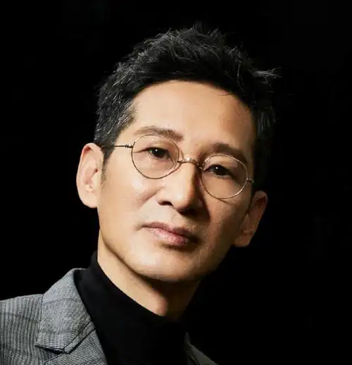 陈坤王劲松只相差9岁戏里却饰演父子中年男演员路在何方