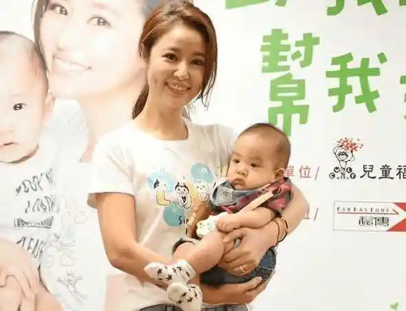 林心如宣布暂退娱乐圈,疑似身怀二胎,网友:早该离开了!