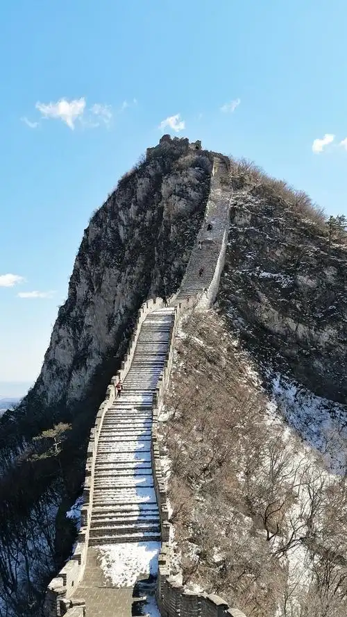北京箭扣长城长城在山上