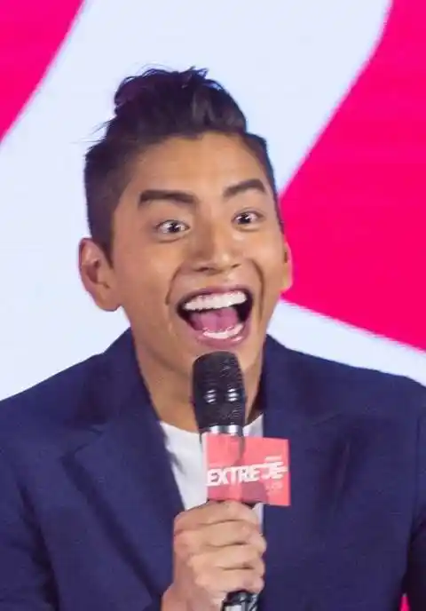 不吃小孩的王大陆居然这么帅看完相信他真的开了嘴角