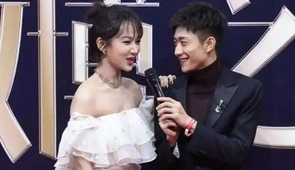 娱乐圈最尴尬的合影,网友 最后一张很经典,求谢霆锋心里阴影|杨幂