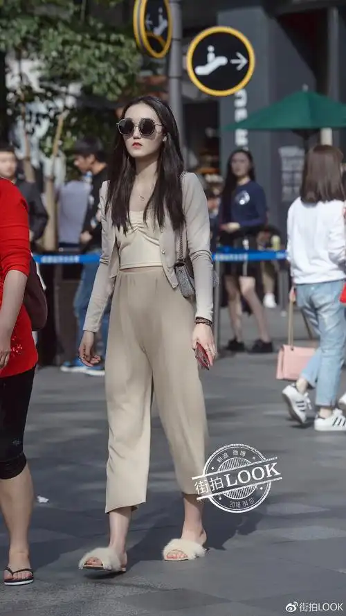 街拍look春花秋月何时了腰精知多少
