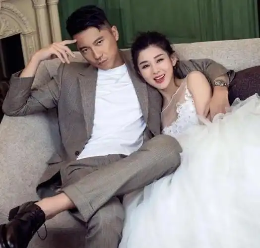 有种整容叫李小萌结婚老公王雷没啥变化她却像换了个人