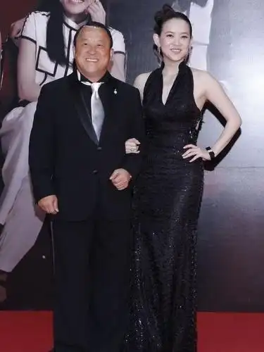 曾宝仪与现任男友相恋15年未修成正果,前男友已收获小19岁娇妻