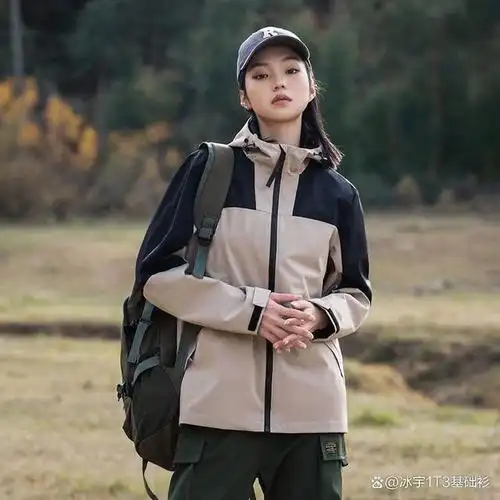 超级大pk!品牌冲锋衣和平价冲锋衣有何不同