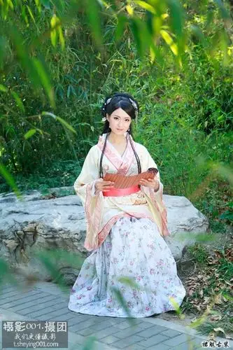 【新提醒】古装美女 古装美女艺术照古装摄影网|裙魅古装论坛