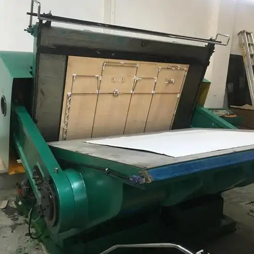 大型物流纸箱模切压痕切线机 瓦楞纸箱手啤机 东莞市韩铁机械 生产