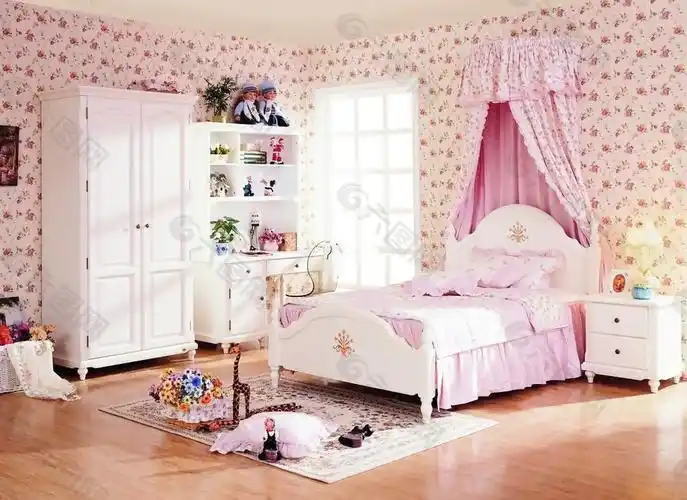 女生小卧室床的摆放装修图