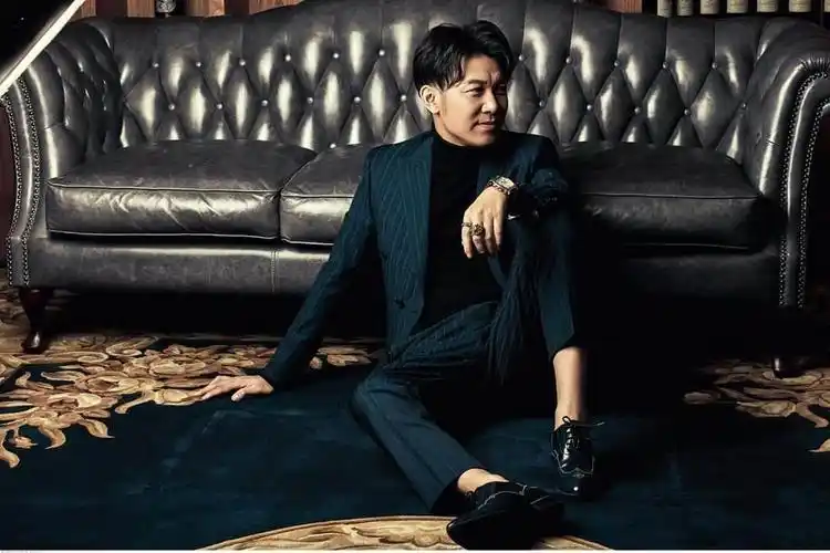 他给李玉刚小沈阳等都写过歌,如今更是写出很多好歌_高进