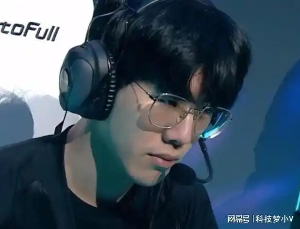 英雄联盟s13首战中的theshy独霸伤害创造绝代天下